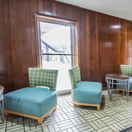 Rodeway Inn & Suites Winter Haven Chain Of Lakes エクステリア 写真