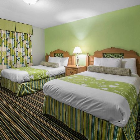 Rodeway Inn & Suites Winter Haven Chain Of Lakes エクステリア 写真