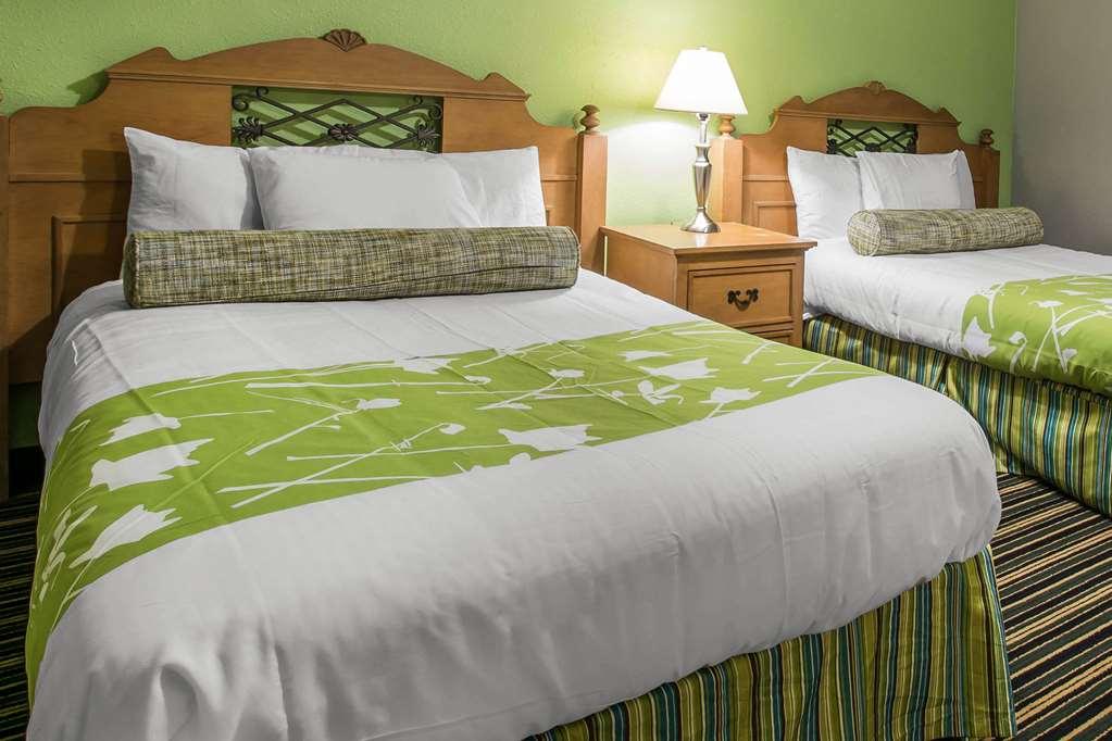Rodeway Inn & Suites Winter Haven Chain Of Lakes 部屋 写真