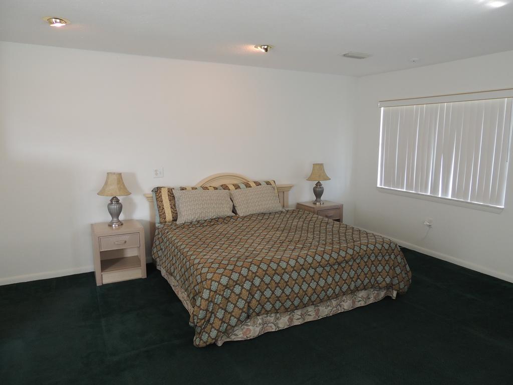 Rodeway Inn & Suites Winter Haven Chain Of Lakes 部屋 写真
