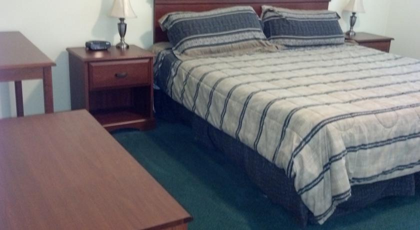 Rodeway Inn & Suites Winter Haven Chain Of Lakes エクステリア 写真